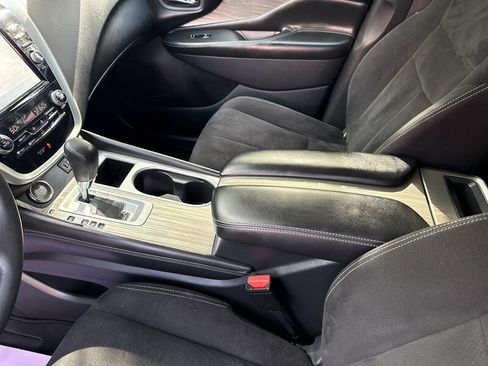 Used 2018 Nissan Murano S AWD/4WD image 32