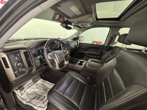 Used 2018 GMC Sierra 1500 Denali w/ Denali Ultimate Package image 11