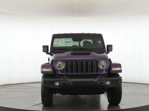 New 2026 Jeep Gladiator Sport AWD/4WD image 12