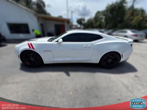 Used 2017 Chevrolet Camaro SS image 8