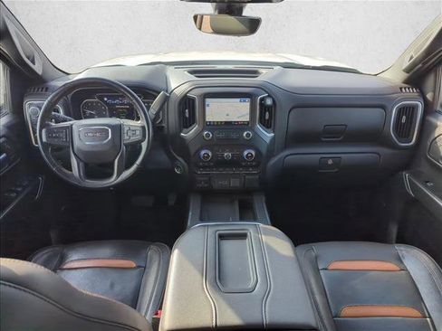 Used 2020 GMC Sierra 1500 AT4 w/ Off-Road Performance Package image 16