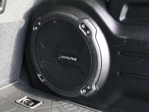 Used 2020 Jeep Wrangler Unlimited Sahara image 22