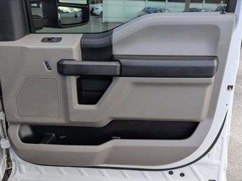 Used 2019 Ford F250 XL w/ Power Equipment Group AWD/4WD image 21
