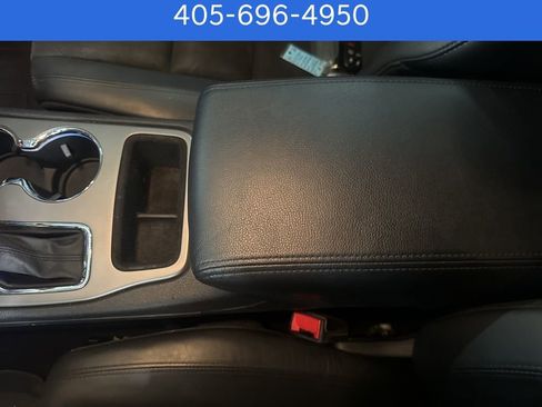 Used 2019 Jeep Grand Cherokee Altitude image 18