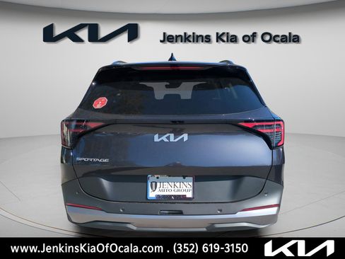 New 2026 Kia Sportage EX image 4