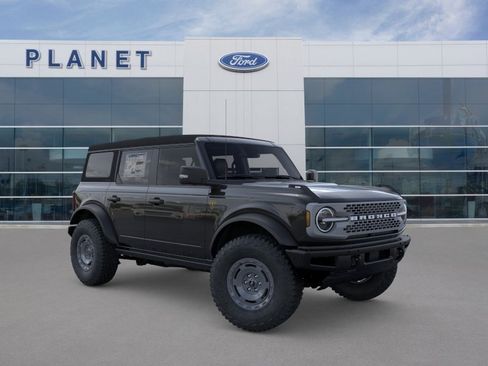 New 2025 Ford Bronco Badlands AWD/4WD image 9