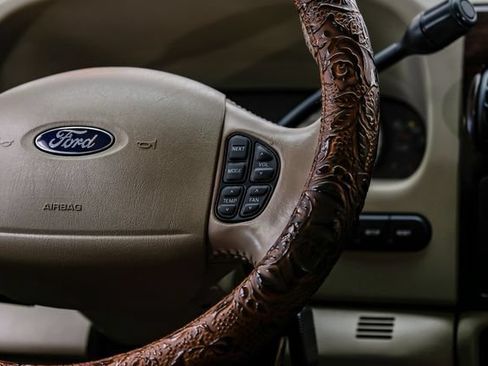 Used 2005 Ford F350 King Ranch AWD/4WD image 20