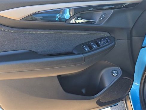 Used 2025 Chevrolet TrailBlazer ACTIV w/ Convenience Package image 10