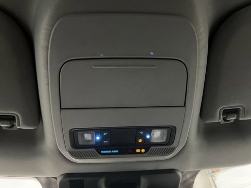 Used 2023 Ford F350 XLT image 25