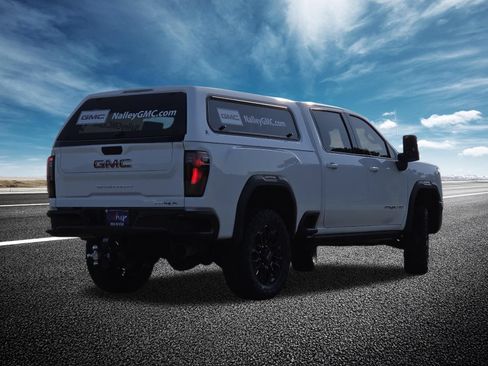 Used 2025 GMC Sierra 2500 AT4X AWD/4WD image 24