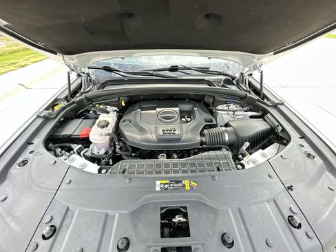 Used 2023 Jeep Grand Cherokee Summit AWD/4WD image 31