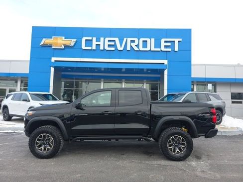 New 2026 Chevrolet Colorado ZR2 w/ Technology Package image 3
