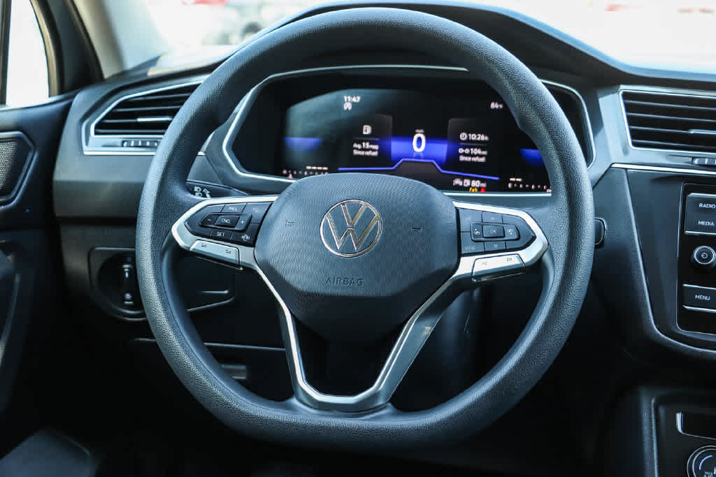 Used 2023 Volkswagen Tiguan S FWD image 17