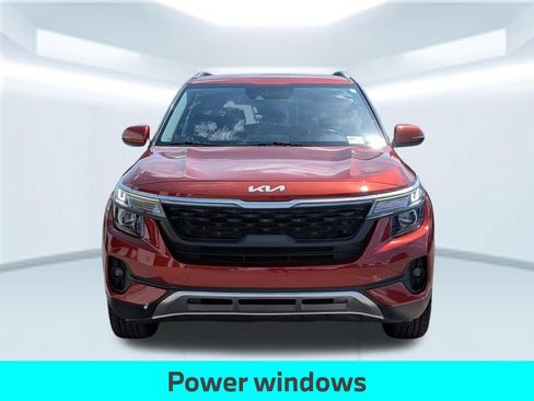 Used 2023 Kia Seltos S FWD image 11