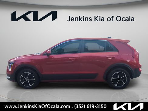 New 2026 Kia Niro LX FWD image 7