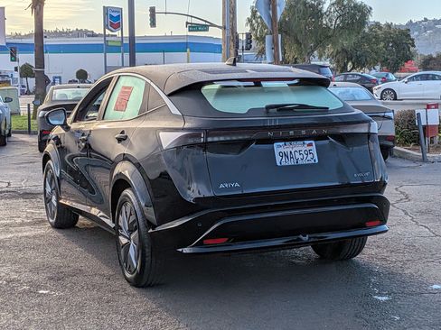 Certified 2024 Nissan Ariya FWD image 7