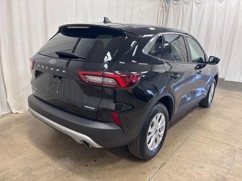 Used 2024 Ford Escape Active AWD/4WD image 4