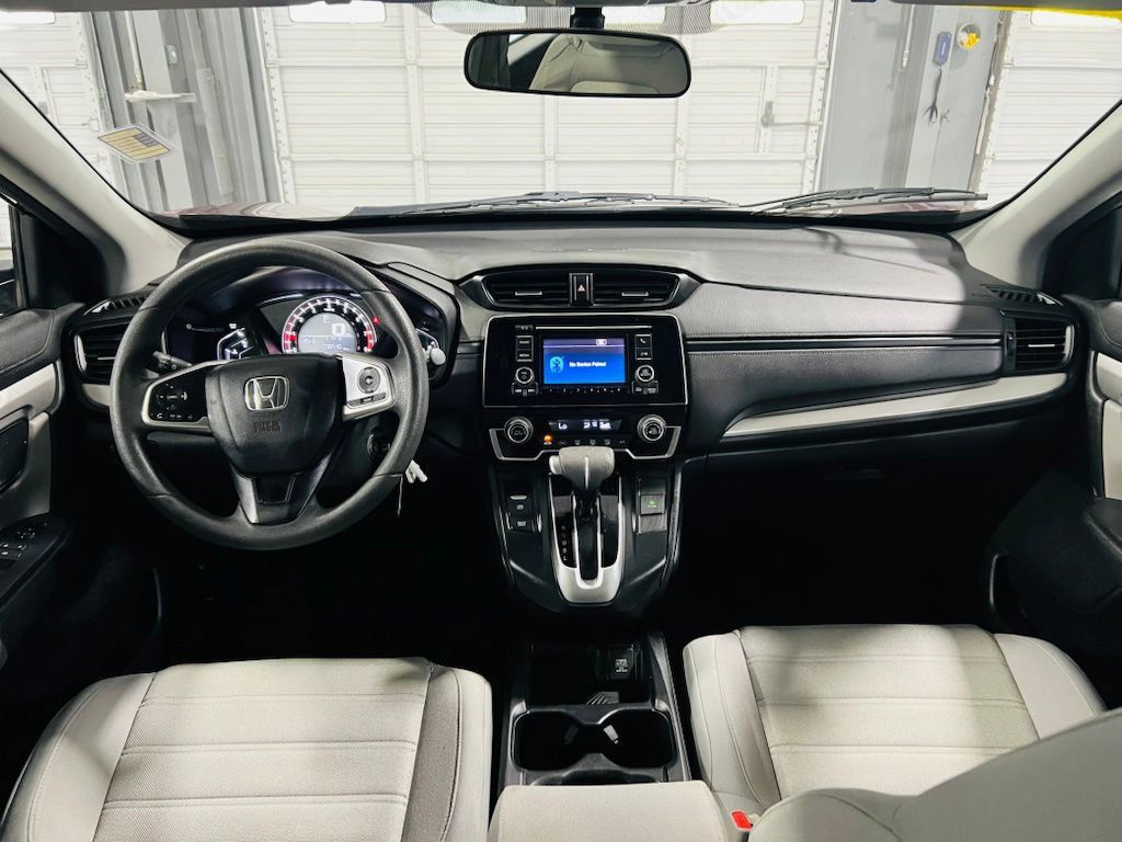 Used 2017 Honda CR-V LX image 3
