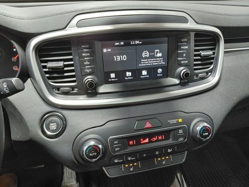 Used 2020 Kia Sorento EX image 35