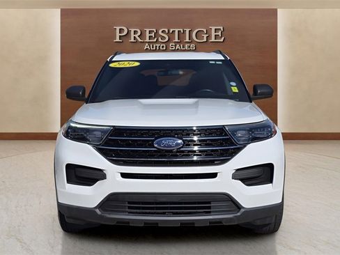 Used 2020 Ford Explorer XLT image 31