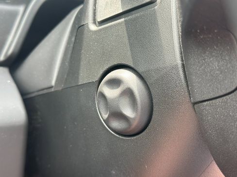 Used 2024 GMC Sierra 1500 Denali Ultimate image 47