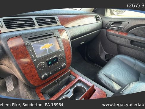 Used 2012 Chevrolet Avalanche LTZ AWD/4WD image 44