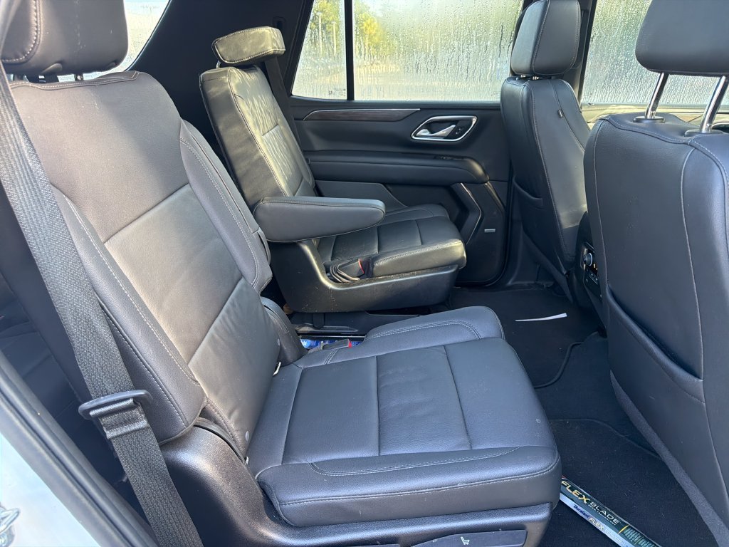 Used 2022 Chevrolet Tahoe Z71 w/ Luxury Package AWD/4WD image 30