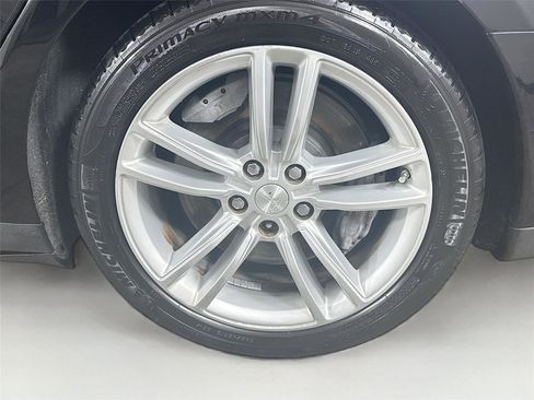 Used 2015 Tesla Model S 85D image 24