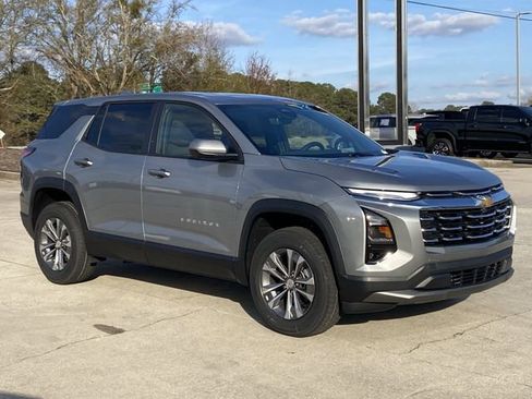 New 2026 Chevrolet Equinox LT image 9