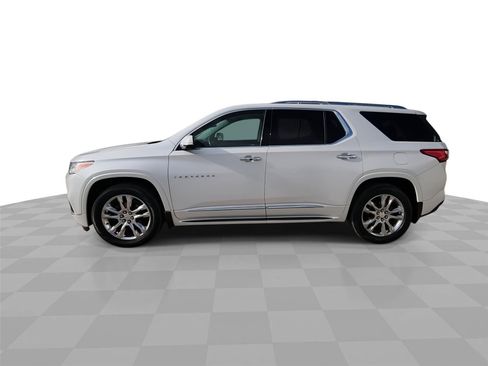 Used 2020 Chevrolet Traverse High Country FWD image 3