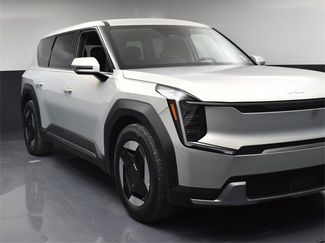 Certified 2026 Kia EV9 Light video 2