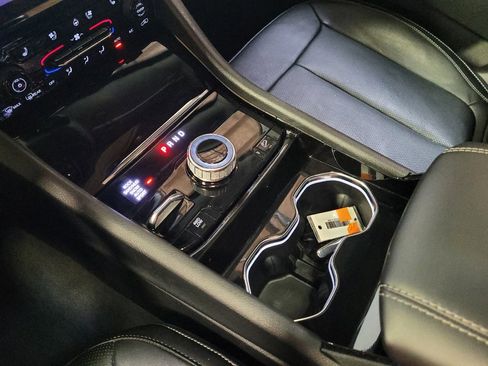 Used 2022 Jeep Grand Cherokee Limited 4xe w/ Luxury Tech Group II image 26