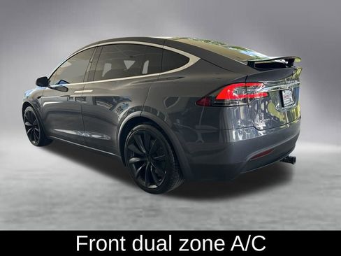 Used 2018 Tesla Model X 75D AWD/4WD image 4