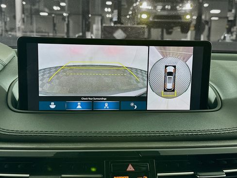 Used 2023 Acura MDX SH-AWD w/ Advance Package image 23