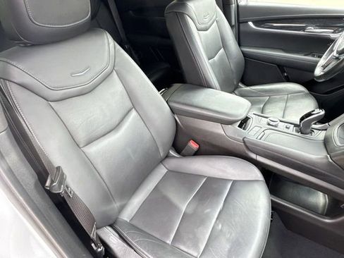 Used 2022 Cadillac XT5 Premium Luxury AWD/4WD image 28