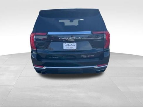 Used 2026 GMC Yukon XL Denali w/ Denali Reserve Package image 7