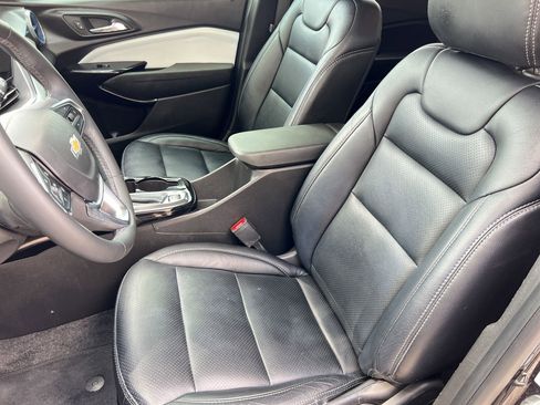 Certified 2024 Chevrolet Trax LT w/ Driver Confidence Package image 22