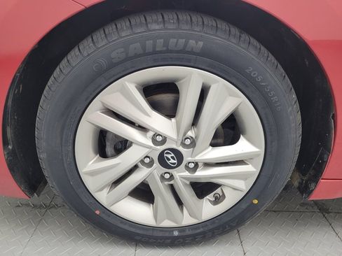 Used 2020 Hyundai Elantra Value Edition FWD image 31