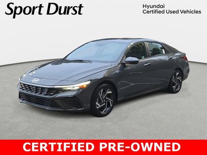 Used 2025 Hyundai Elantra Limited