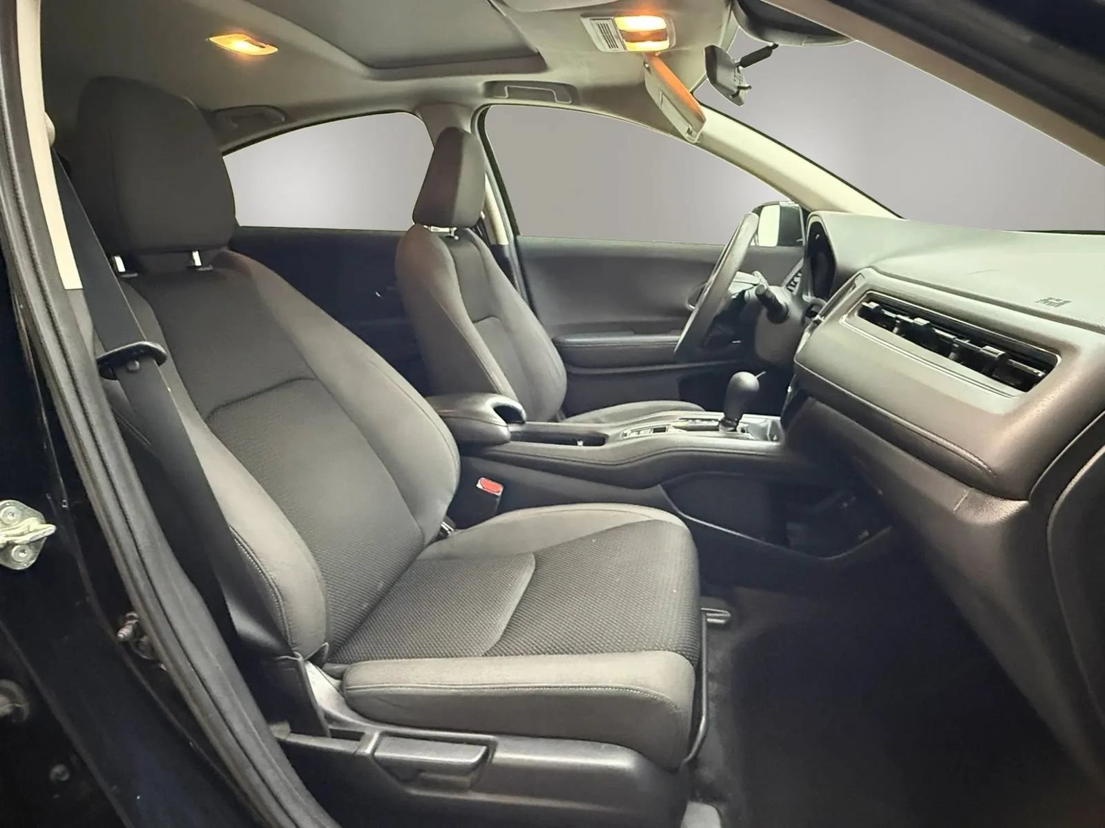 Used 2019 Honda HR-V EX image 13