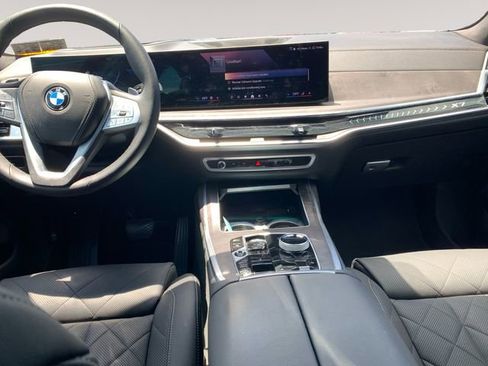 Used 2024 BMW X7 xDrive40i w/ Executive Package AWD/4WD image 10