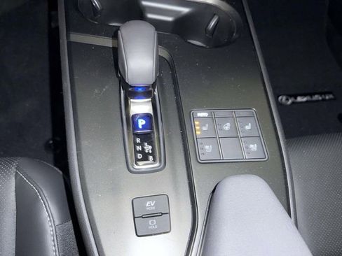 New 2025 Lexus UX 300h AWD image 15