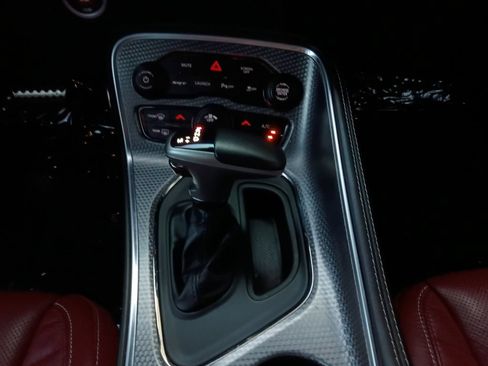 Used 2022 Dodge Challenger SRT Hellcat RWD image 10