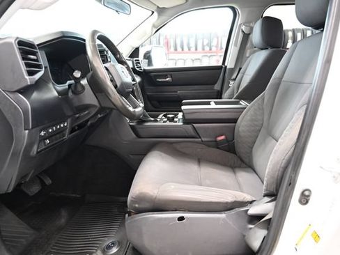 Used 2023 Toyota Tundra SR5 w/ SR5 Convenience Package AWD/4WD image 11