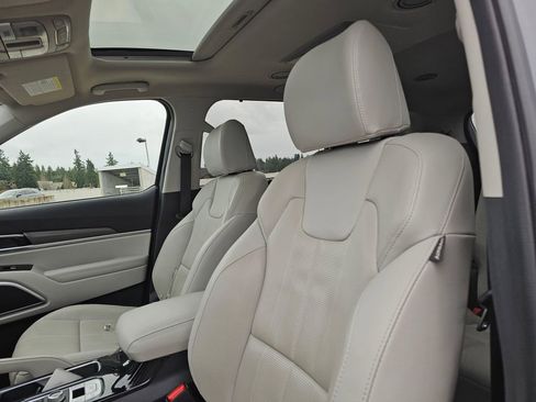 Used 2022 Kia Telluride EX w/ EX Premium Package image 23