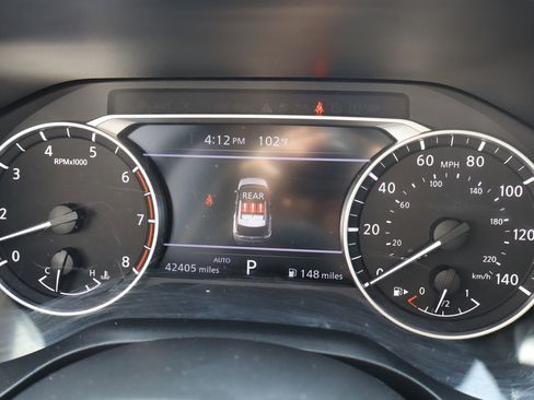 Used 2023 Nissan Rogue SV AWD/4WD image 9