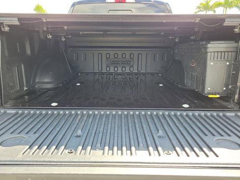 Certified 2022 Ford F150 Lariat AWD/4WD image 9