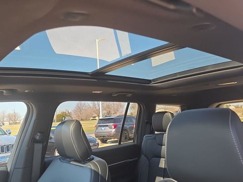 New 2026 Jeep Grand Cherokee L Limited image 3