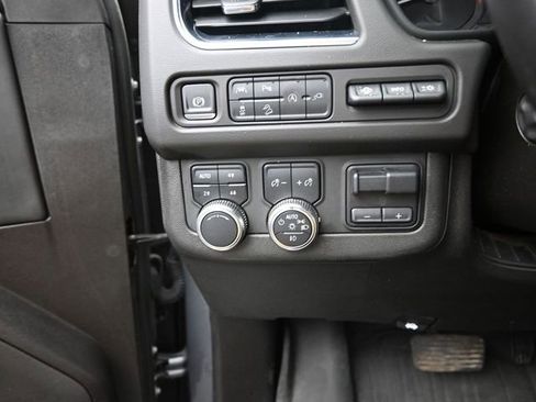 Used 2021 GMC Yukon AT4 w/ Technology Package image 35