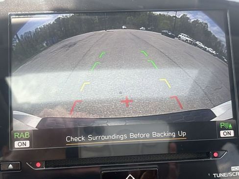 Used 2020 Subaru Crosstrek 2.0i Limited w/ Moonroof Package w/Navigation image 17